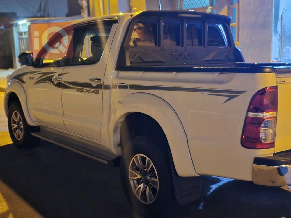 تويوتا هايلوكس